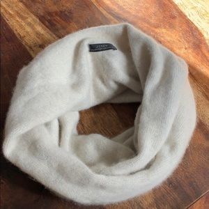Jcrw collection cashmere circle scarf